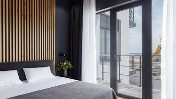 Panoramic Room (Land view plus) | View from room