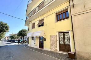 Exterior - N158 - Numana, sky-land sea view 150mt from the sea (Numana)