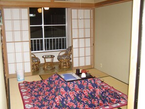 Japanese Style Room for 1 Guest | Down comforters, in-room safe, free WiFi - Kadowakikan (Nozawaonsen)
