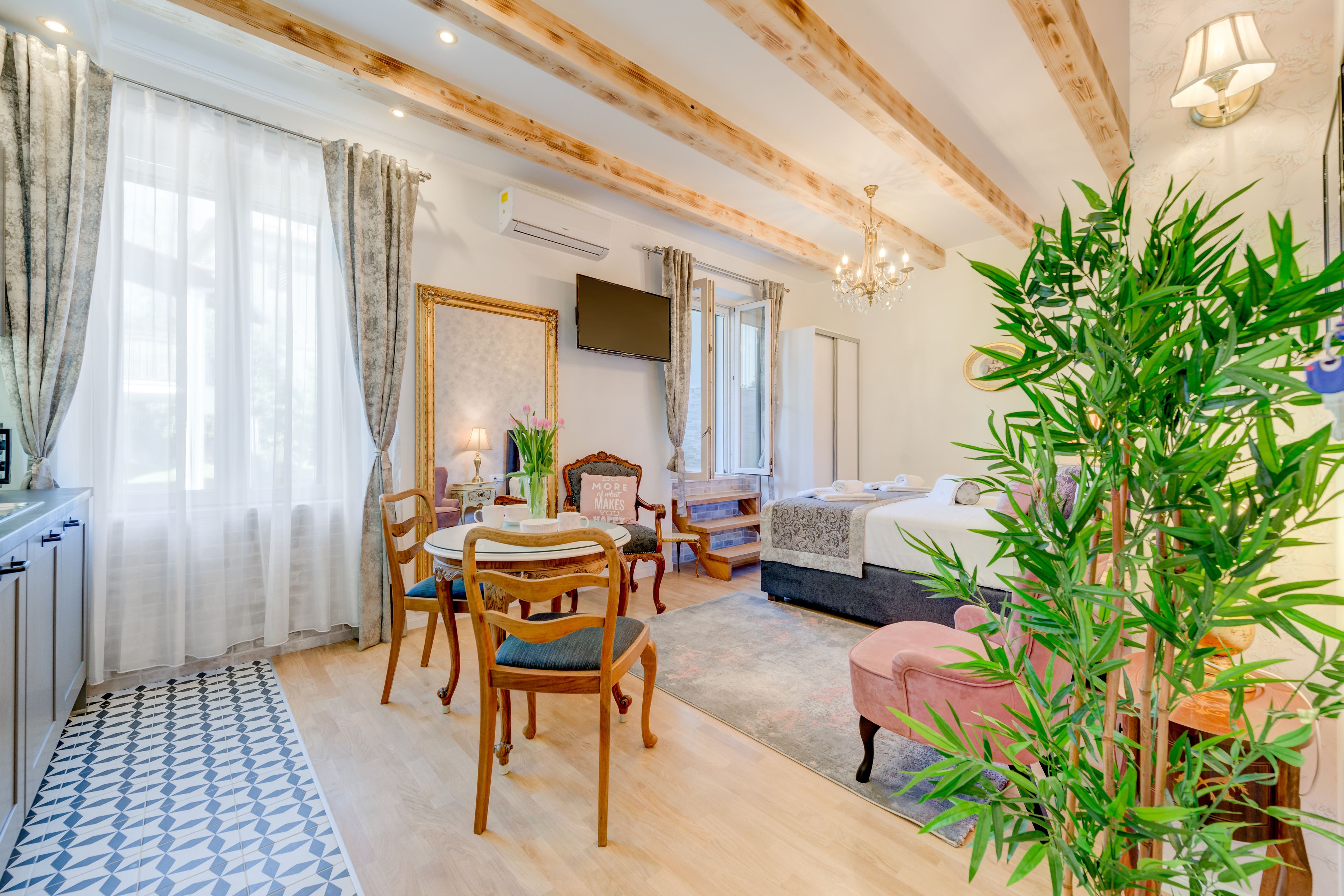 Photo - Le Monde - Vintage Accommodation