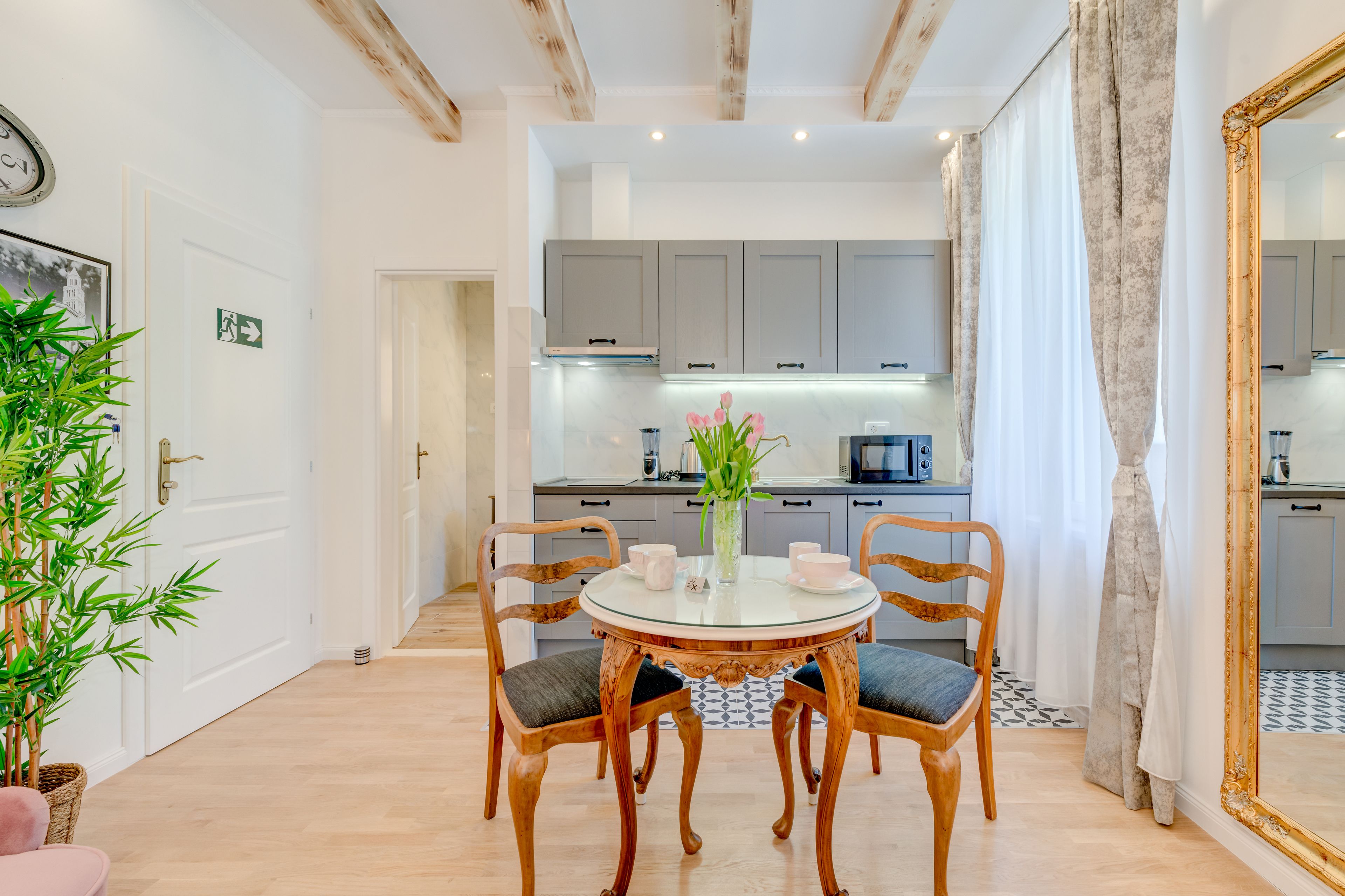 Photo - Le Monde - Vintage Accommodation