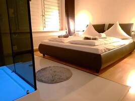 Apartment, 3 Schlafzimmer (Goldapartment - incl.cleaning fee) | Kostenloses WLAN, Bettwäsche