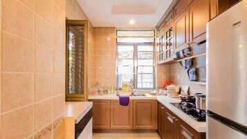 Villa | Eigene Küche | Kühlschrank, Mikrowelle, Herdplatte, Geschirrspüler