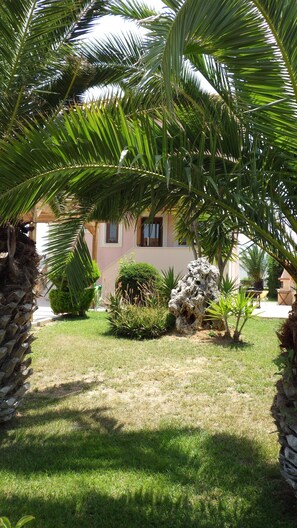 Garden - Villa Aethra (Kefalonia)