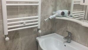 Apartment | Bathroom - Angel Dream (Istanbul)