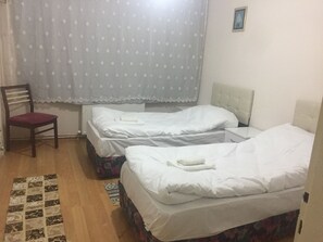Appartement | 4 chambres, coffre-fort, bureau, système d’insonorisation
