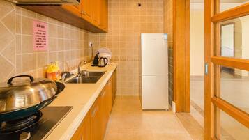 Villa | Eigene Küche | Kühlschrank, Mikrowelle, Herdplatte, Wasserkocher