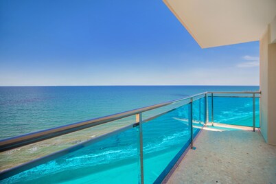 Hotel Servigroup Koral Beach