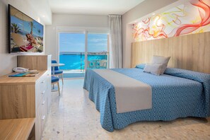 In-room safe, desk, free WiFi, bed sheets