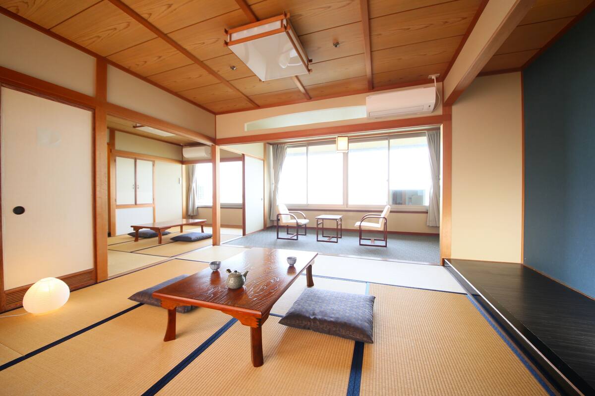 Standard Japanese-Style-Room with 12+6 Tatami mats - Indoor Bath - Non-Smoking | 객실 내 금고