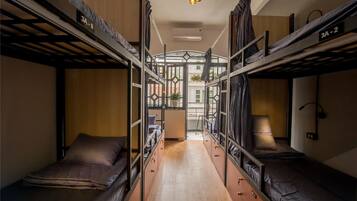 In-room safe, free WiFi