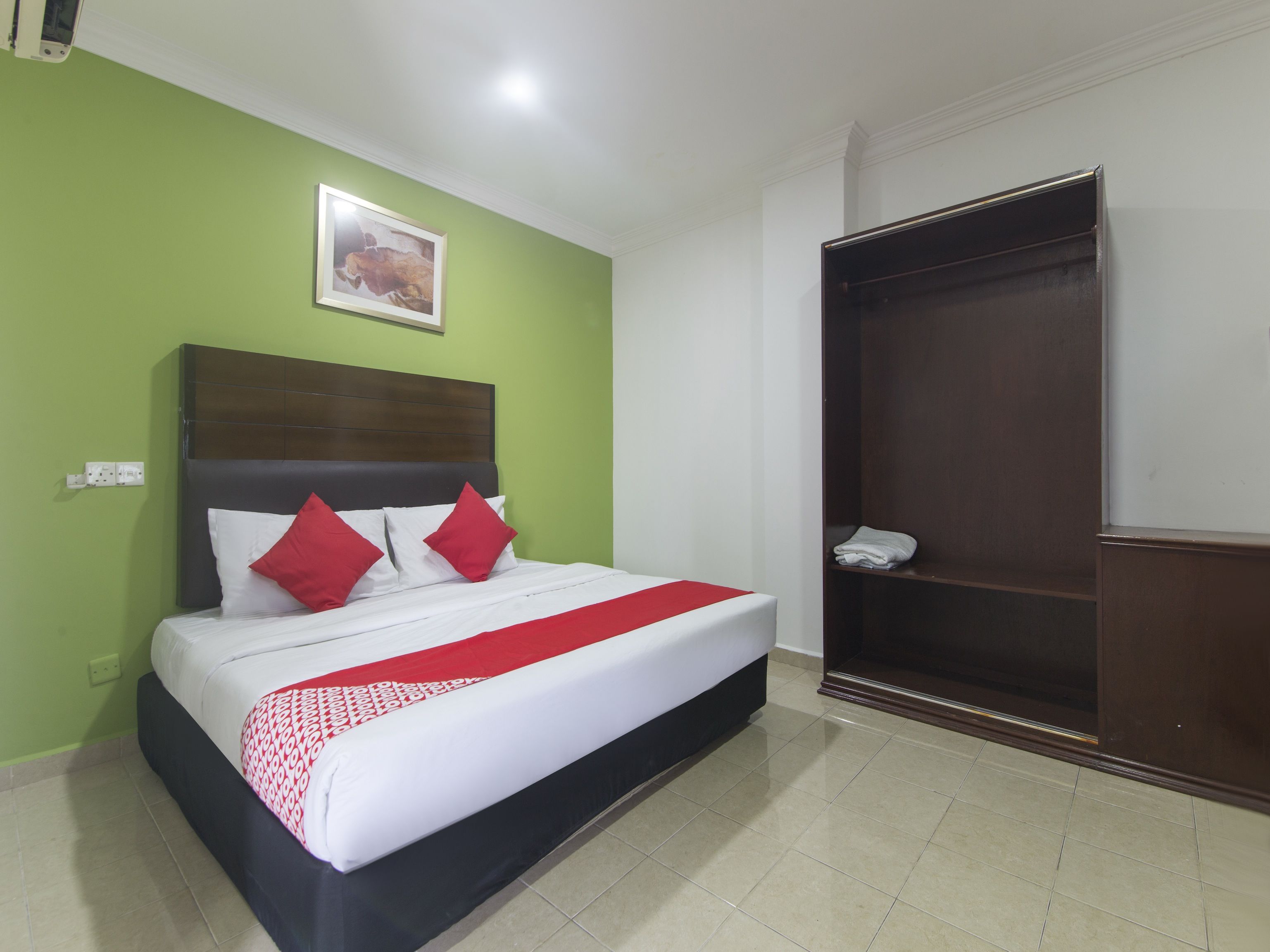 Photo - OYO 805 Hotel Run Star