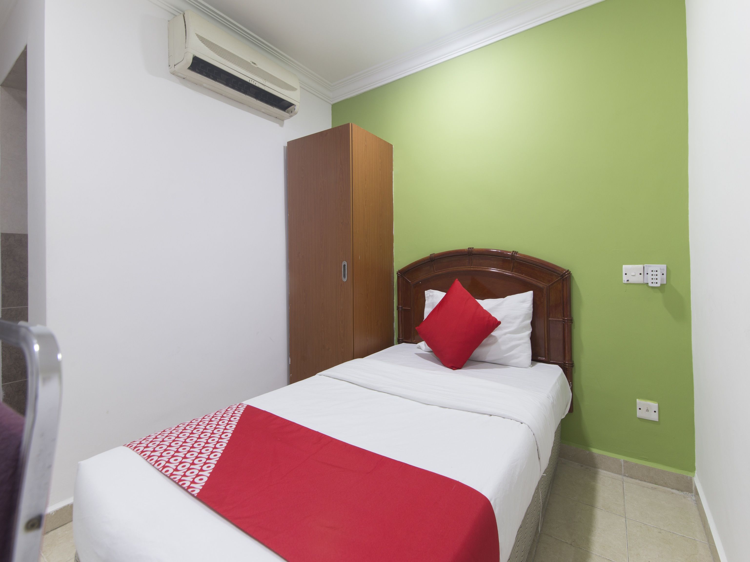 Photo - OYO 805 Hotel Run Star