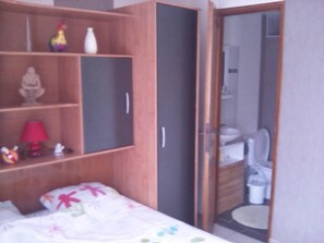 Double Room, 1 Double Bed | Free cots/infant beds, free WiFi, bed sheets