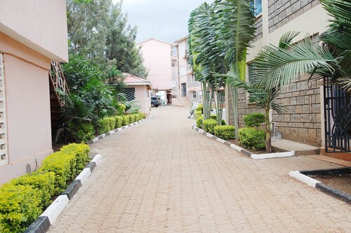 Lenamo Springs Hotel