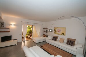 아파트, 침실 2개 | 거실