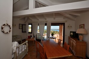 Apartment, 1 Bedroom | In-room dining - Oleandri 304 (Arzachena)