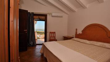 Apartment, 1 Bedroom | 1 bedroom, cots/infant beds, free WiFi, bed sheets