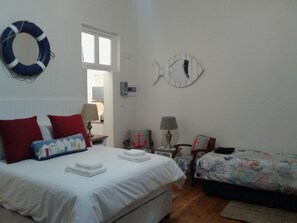 Apartment, Ocean View, Beachfront (Cottage 17)