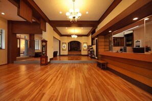 Lobby - Yakushikan (Komoro)