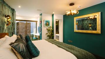 Luksussviitti, 1 suuri parisänky | Ylelliset vuodevaatteet, pillowtop-patjalliset sängyt