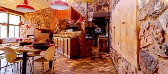 バスチョン ゲストハウス