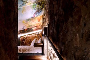 Suíte lua de mel | Individualmente decorados, individualmente mobiliados, escrivaninha