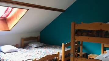 共用宿舍, 共用浴室, 山景 | 獨特裝潢、布置獨特、免費無線上網、床單