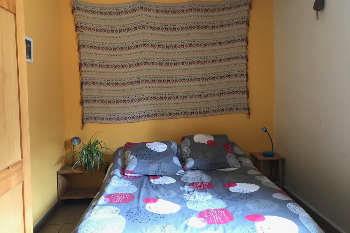 Double Room, Shared Bathroom, Mountain View | WiFi (free), individually decorated, individually furnished, bed sheets