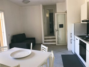Appartement, 1 slaapkamer | Dineren in de kamer