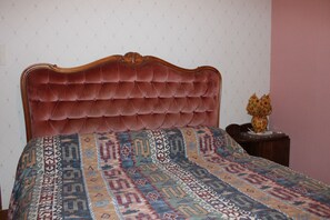 5 dormitorios, tabla de planchar con plancha, wifi gratis