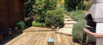 Vacation rentals in Périgord, Quiet air-conditioned chalet, heated swimming pool