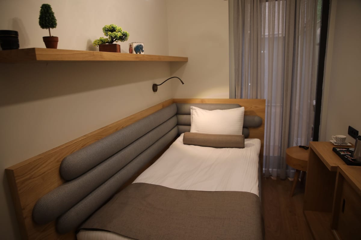 Economy Single Room