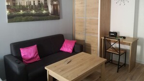 Comfort Studio Suite, 1 Queen Bed with Sofa bed, Non Smoking, Kitchen - Novitas Apartments (Wroclaw)