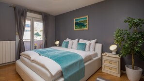 2 bedrooms, desk, laptop workspace, iron/ironing board - Sun Spalato Art (Split)