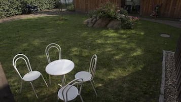 Estudi, bany privat (2) | Vista des de l'allotjament