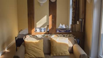 Monolocale, bagno privato (2) | Interni