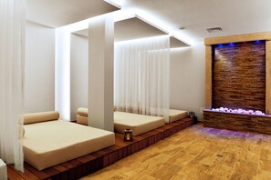 Türkisches Bad/Hamam, Körperbehandlungen, Hydrotherapie, Aromatherapie