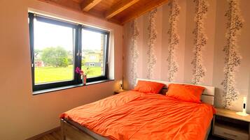 2 Schlafzimmer, Bügeleisen/Bügelbrett, Reisekinderbett, kostenloses WLAN