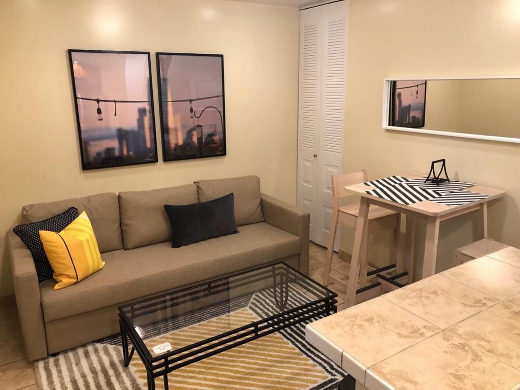 1817 1D · Superb 1bed Apt.-20 Min to NYC/Parking Avail.