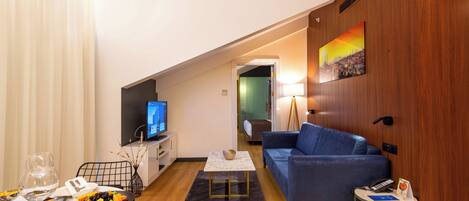 Luxury Suite, Balcony, Sea View | 1 bedroom, minibar, in-room safe, desk