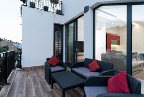 Loftsleilighet – exclusive, hageutsikt | Balkong