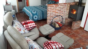 Flat-screen TV, fireplace - Apartamentos Labana (Cudillero)