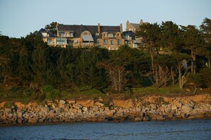Exterior - Manoir de Lan Kerellec (Trébeurden)