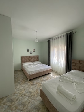Wifi gratis y ropa de cama