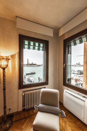 Luxury-Apartment, 3 Schlafzimmer | Zimmerausstattung