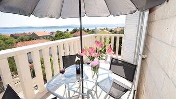 Basic-Apartment, 1 Schlafzimmer | Blick vom Balkon