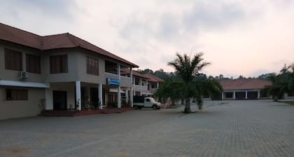 Palm Valley Resort, a calm place for tourists