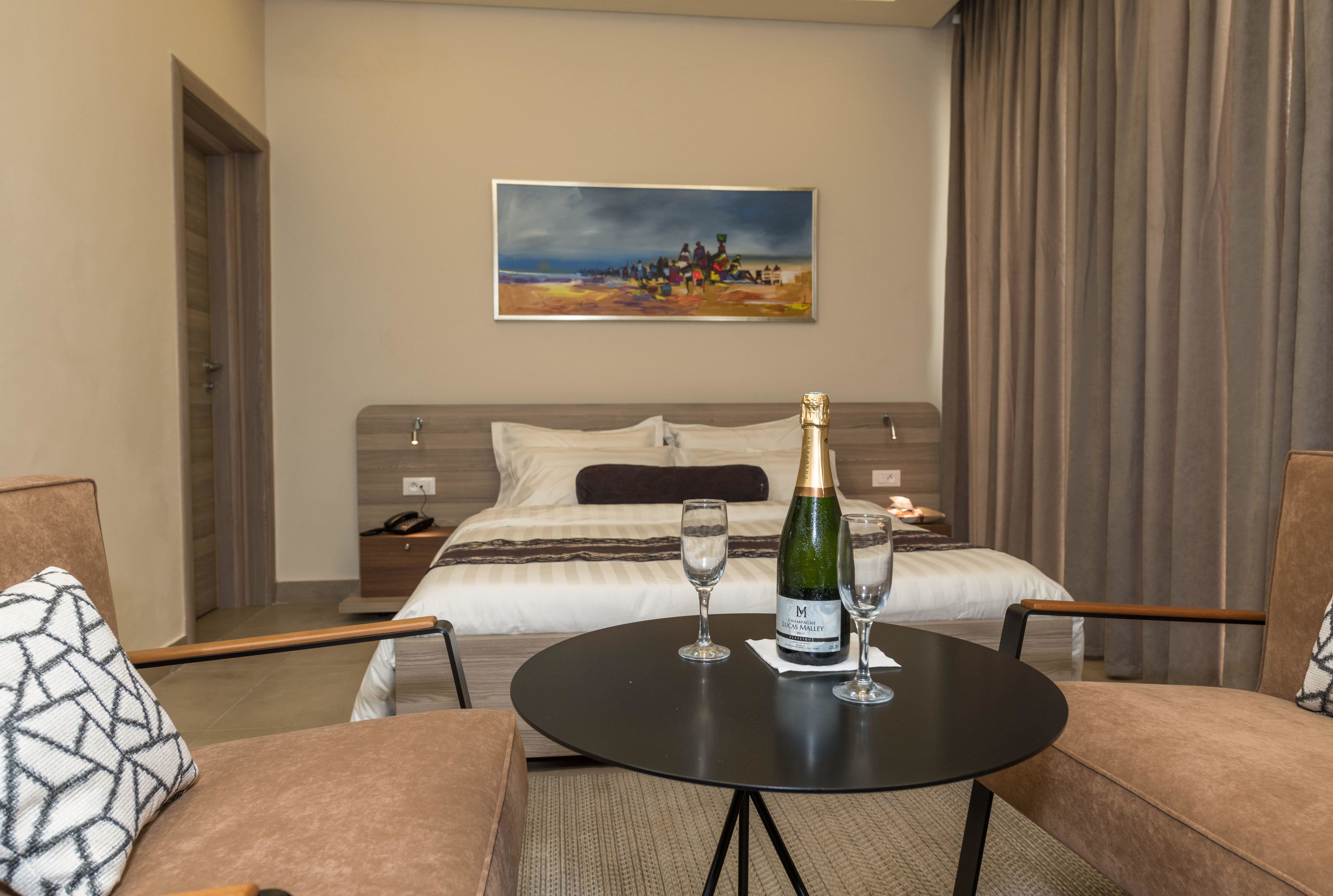 Penthouse, 1 kingsize bed | Lakens van Egyptisch katoen, luxe beddengoed, een kluis op de kamer