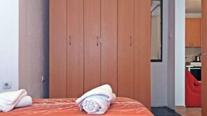 Economy Apartment, City View - One Bedroom Apartment Gordana (Budva)